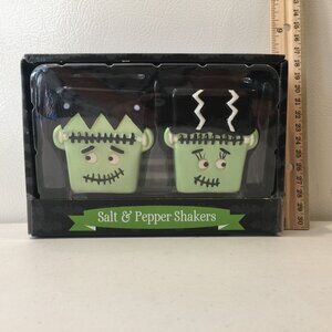 Frankenstein & Bride of Frankenstein Salt & Pepper Shakers Ceramic Green Black T